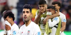 ایران کا ورلڈ کپ سفر دل توڑ دینے والے انجام پر ختم، آخری لمحوں کے ڈرامے نے ناک آؤٹ مرحلے کا خواب چکنا چور کر دیا
