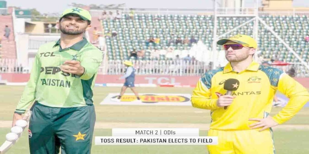 پاکستان بمقابلہ آسٹریلیا دوسرا ون ڈے، ٹاس کے موقع پر دونوں ٹیموں کے کپتان