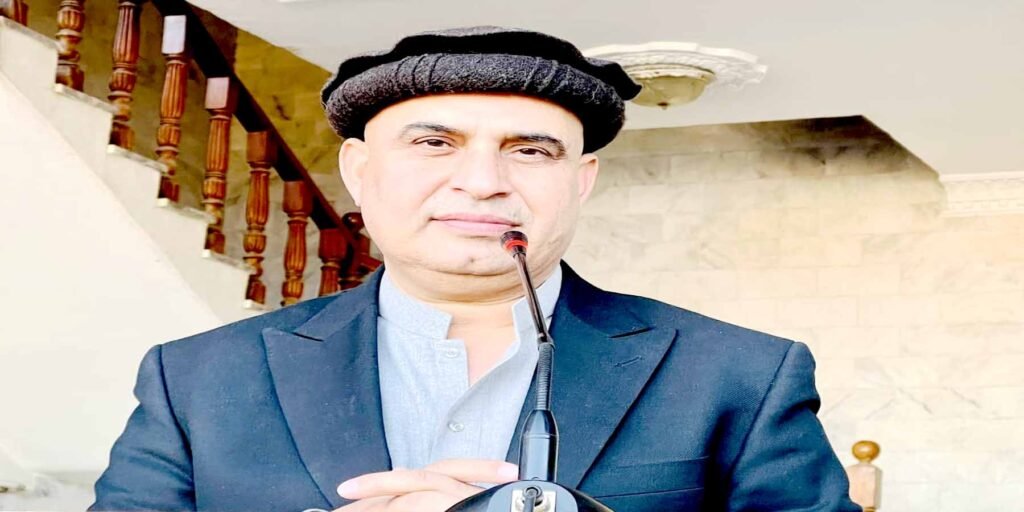موٹروے ایم ون حادثہ تاج آفریدی کار حادثے کا منظر