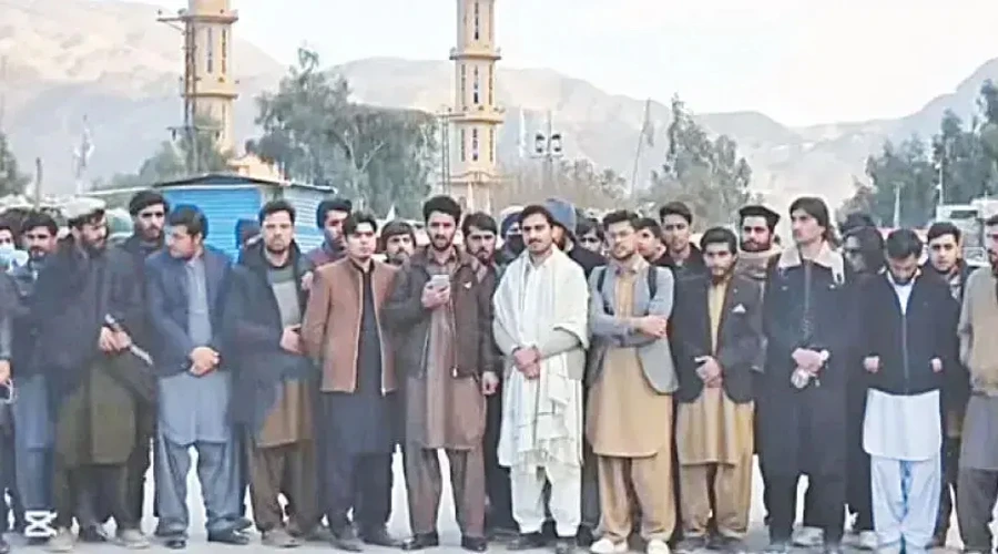 افغانستان میں پھنسے 135 پاکستانی میڈیکل طلبہ