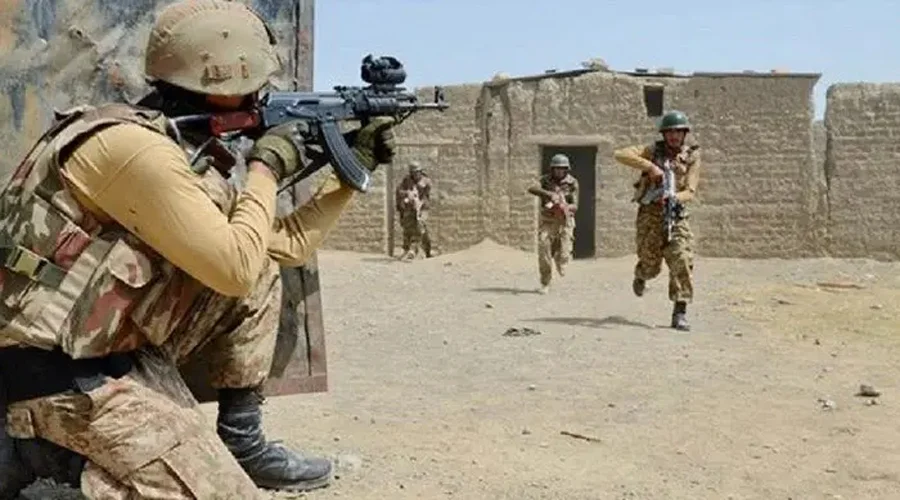 بنوں میں سیکیورٹی فورسز کا بڑا آپریشن، 24 خوارج ہلاک، کارروائیاں جاری رکھنے کا اعلان