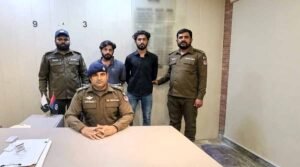 گاڑی تیز چلانے سے منع کرنے پر نوجوان پر بہیمانہ تشدد، 2 ملزمان گرفتار