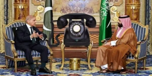 سعودی آئل ٹینکرز پر حملہ، وزیراعظم شہباز شریف کا محمد بن سلمان سے رابطہ شدید مذمت
