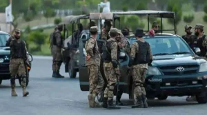 سیکیورٹی فورسز کی بڑی کارروائیاں، خیبرپختونخوا اور بلوچستان میں 32 دہشتگرد ہلاک