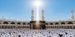 سورج خانہ کعبہ کے عین اوپر: 15 جولائی کو قبلہ درست معلوم کرنے کا نادر موقع