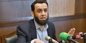 آزاد کشمیر انتخابات پر میڈیا سے گفتگو کرتے ہوئے عطا تارڑ