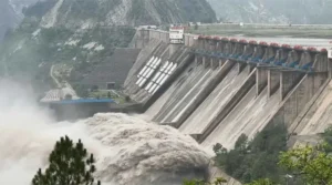 بھارت نے سلال ڈیم کے تمام گیٹ کھول دیے، دریائے چناب میں سیلابی ریلے کا الرٹ