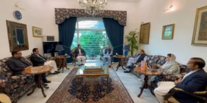 نواز شریف نے وزیراعظم آزاد کشمیر کو 100 روزہ اصلاحاتی پروگرام دے دیا