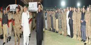ہنگو میں شہید پاک فوج کے 6 اہلکاروں کی نماز جنازہ ادا