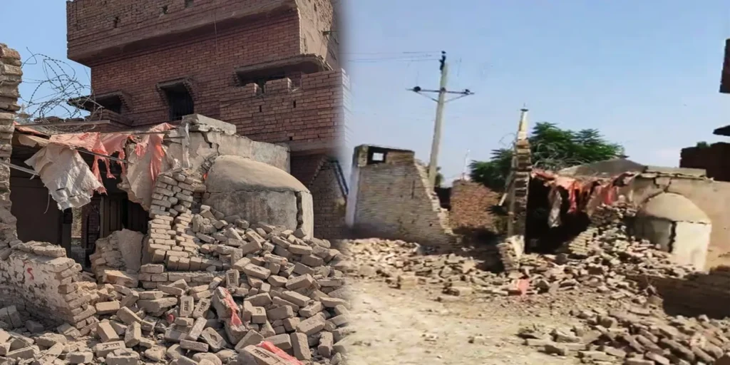 پشاور پولیس چوکی بم دھماکے کے بعد سکیورٹی اہلکار جائے وقوعہ پر