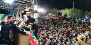 وزیراعلیٰ خیبرپختونخوا سہیل آفریدی قافلے کے ہمراہ کراچی پہنچ گئے