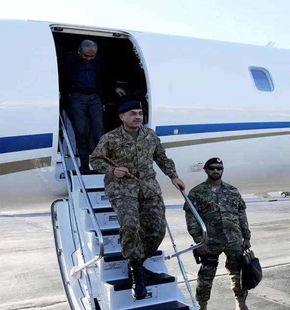 فیلڈ مارشل عاصم منیر ایران کے دورے کے لیے تہران پہنچنے کے موقع پر